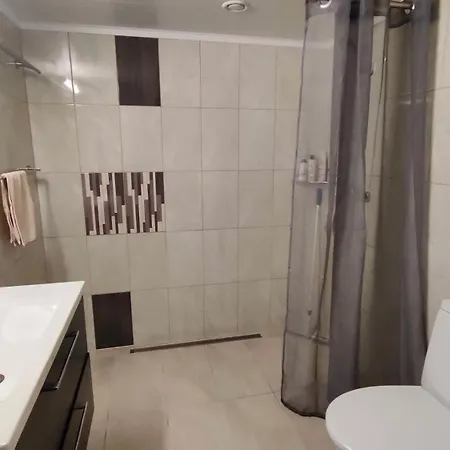 ゲストハウス Nova Madise