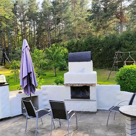 Nõva Madise Gæstehus 2*